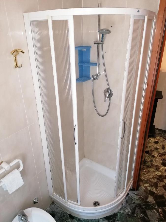 Sacco Bed&Breakfast Rovigo Bagian luar foto