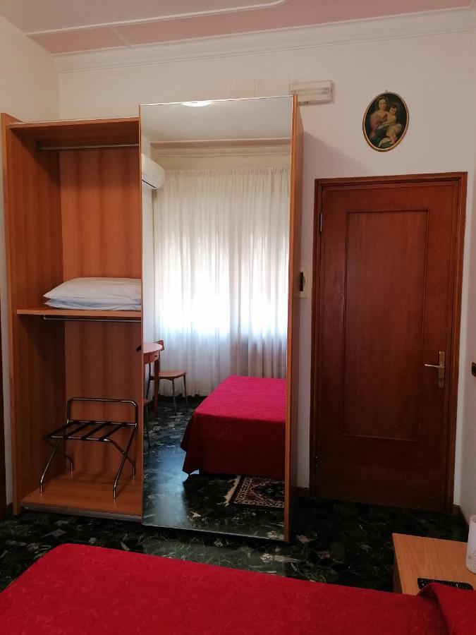 Sacco Bed&Breakfast Rovigo Bagian luar foto